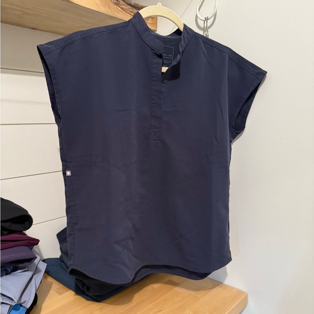 FIGS scrub top